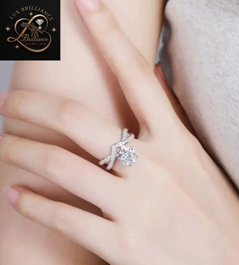 Round Cut Diamond Solitaire Engagement Ring | Criss-Cross Chevron Pave Band Ring