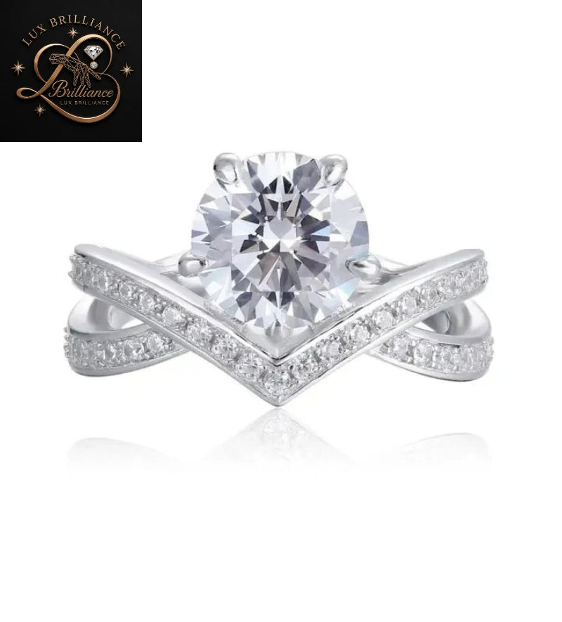 Round Cut Diamond Solitaire Engagement Ring | Criss-Cross Chevron Pave Band Ring